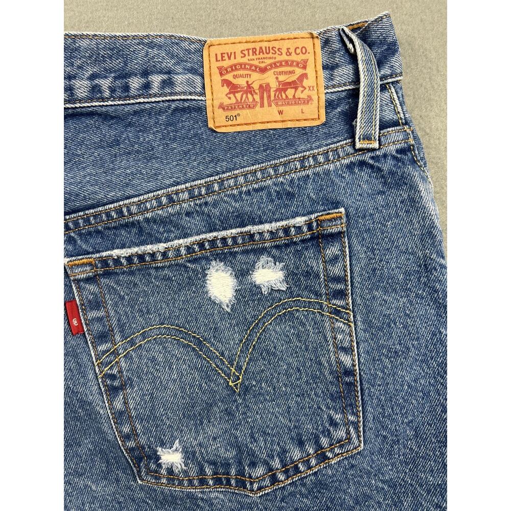 Vintage Y2K Levi 501 Distressed Button Fly Shorts Women Size 32 - Picture 4 of 7